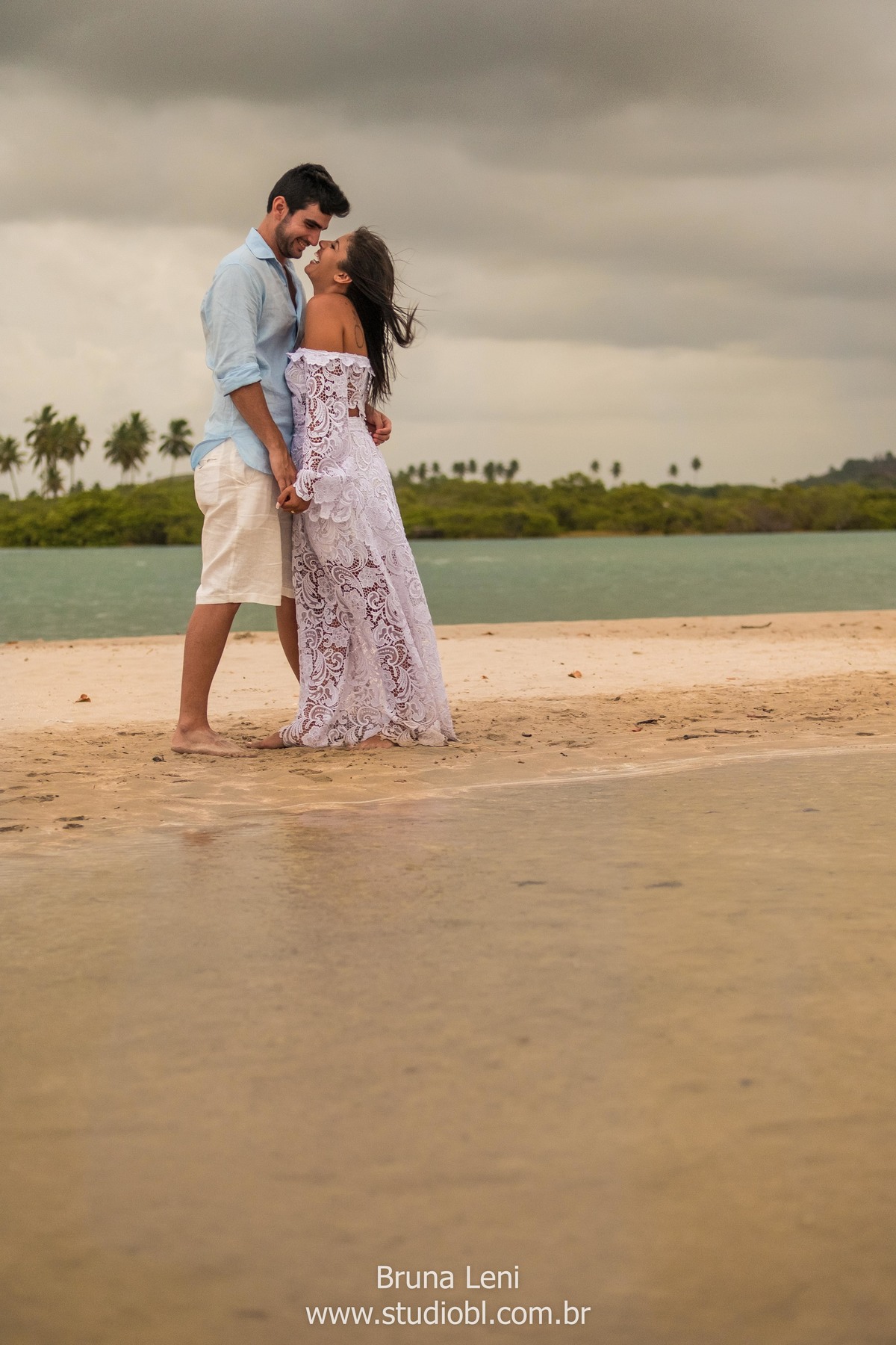 ensaio-flávia-fábio-fotografia-studiobl-noivos