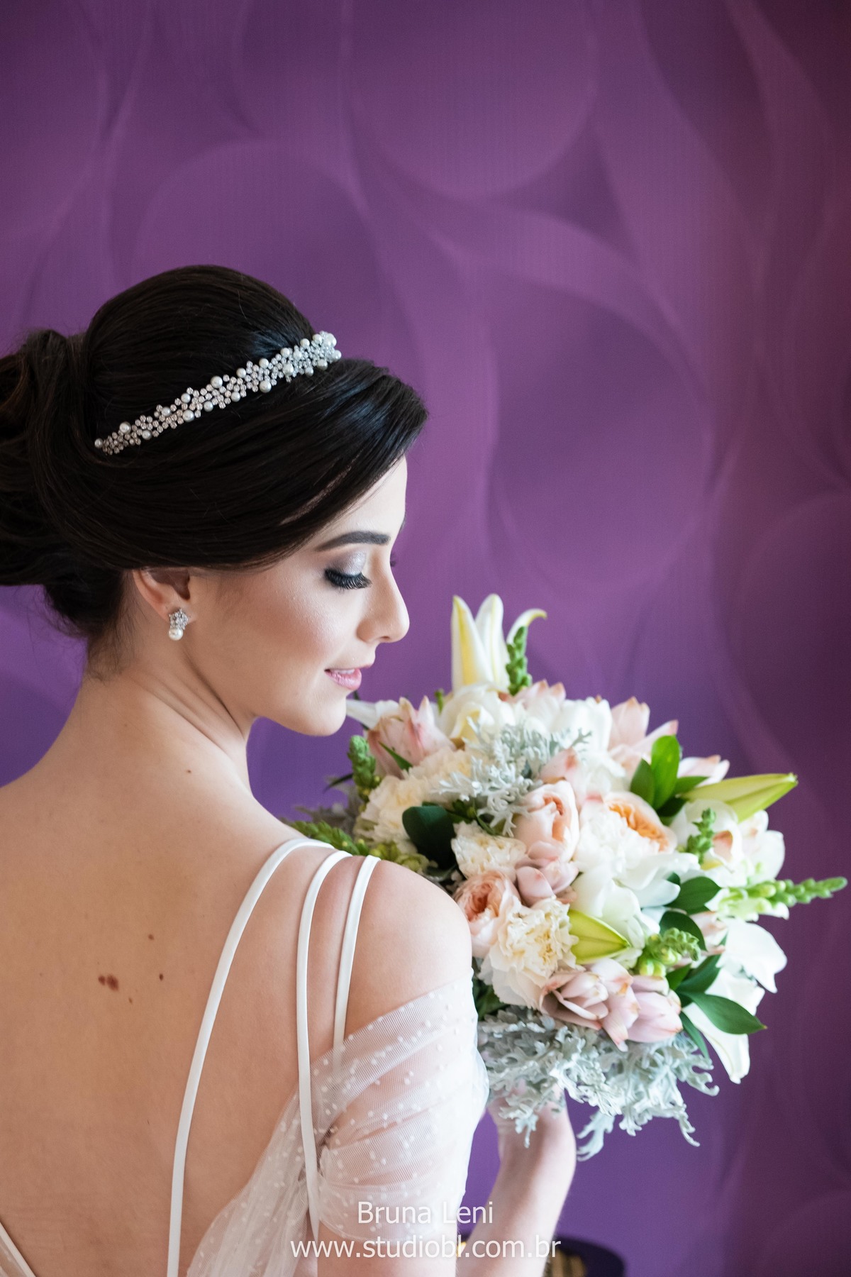 beijo-noivo-noiva-fotografo-casamento-jardim-tarde-bouquet-recife-pernambuco- fotografia-noivado-casando