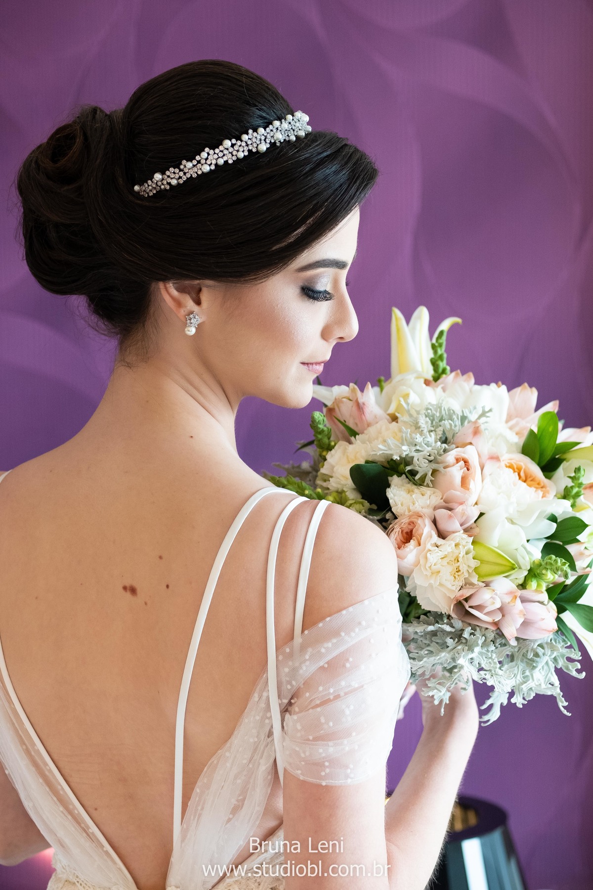 beijo-noivo-noiva-fotografo-casamento-jardim-tarde-bouquet-recife-pernambuco- fotografia-noivado-casando