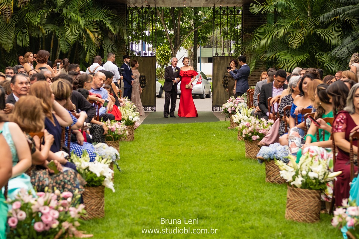 beijo-noivo-noiva-fotografo-casamento-jardim-tarde-bouquet-recife-pernambuco- fotografia-noivado-casando