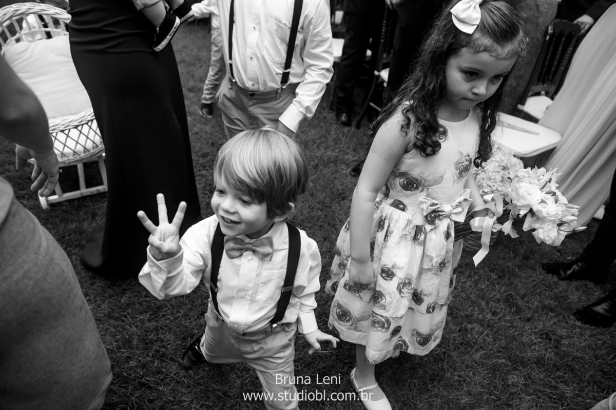 beijo-noivo-noiva-fotografo-casamento-jardim-tarde-bouquet-recife-pernambuco- fotografia-noivado-casando