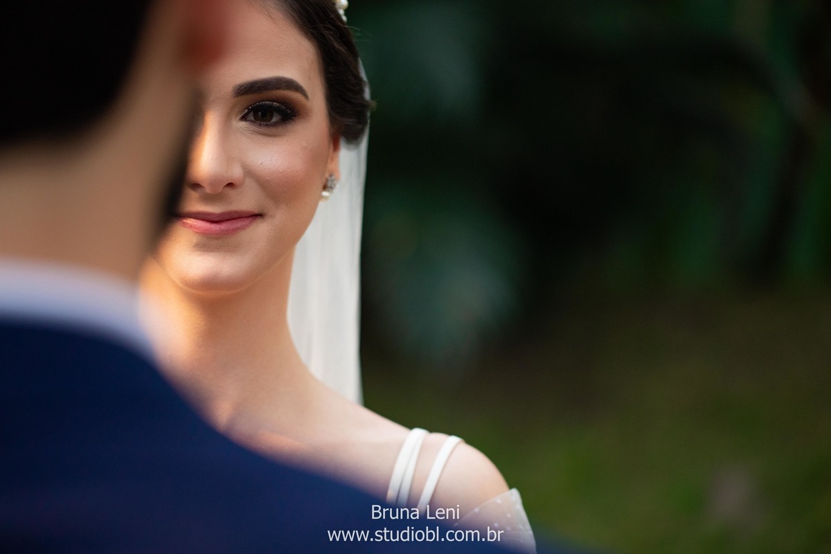beijo-noivo-noiva-fotografo-casamento-jardim-tarde-bouquet-recife-pernambuco- fotografia-noivado-casando