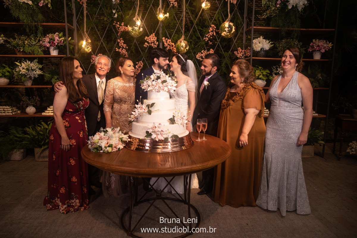 beijo-noivo-noiva-fotografo-casamento-jardim-tarde-bouquet-recife-pernambuco- fotografia-noivado-casando