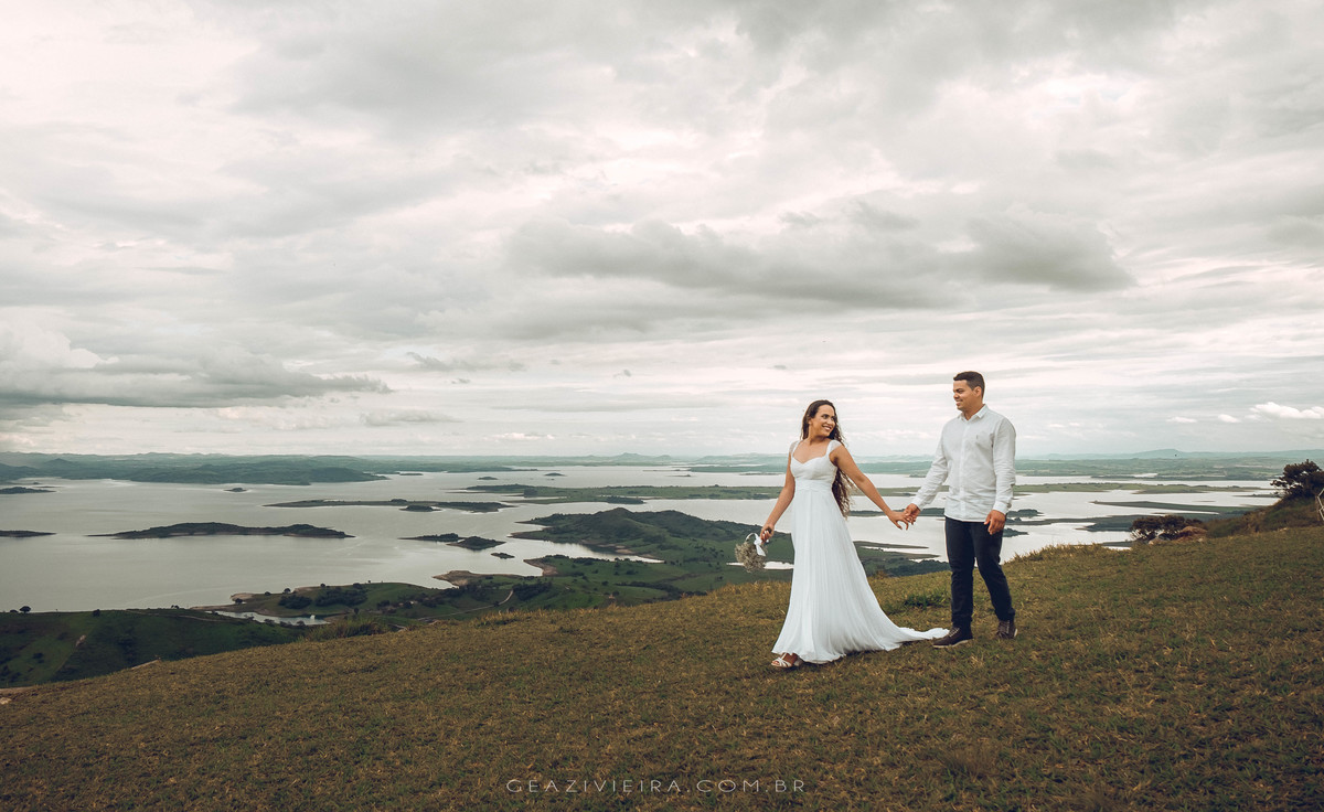 ensaio de casal na montanha
