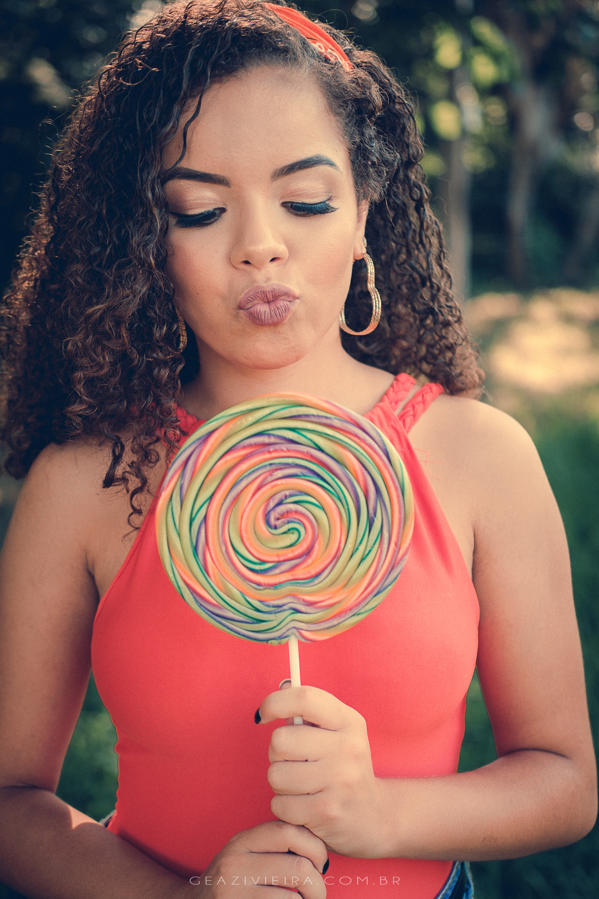 ensaio de 15 anos com pirulito e doces 