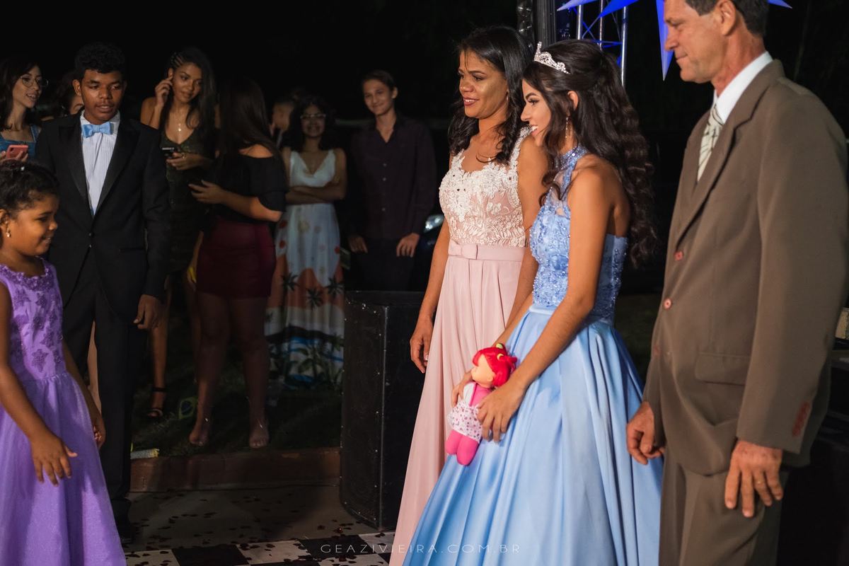 troca de boneca festa de 15 anos 