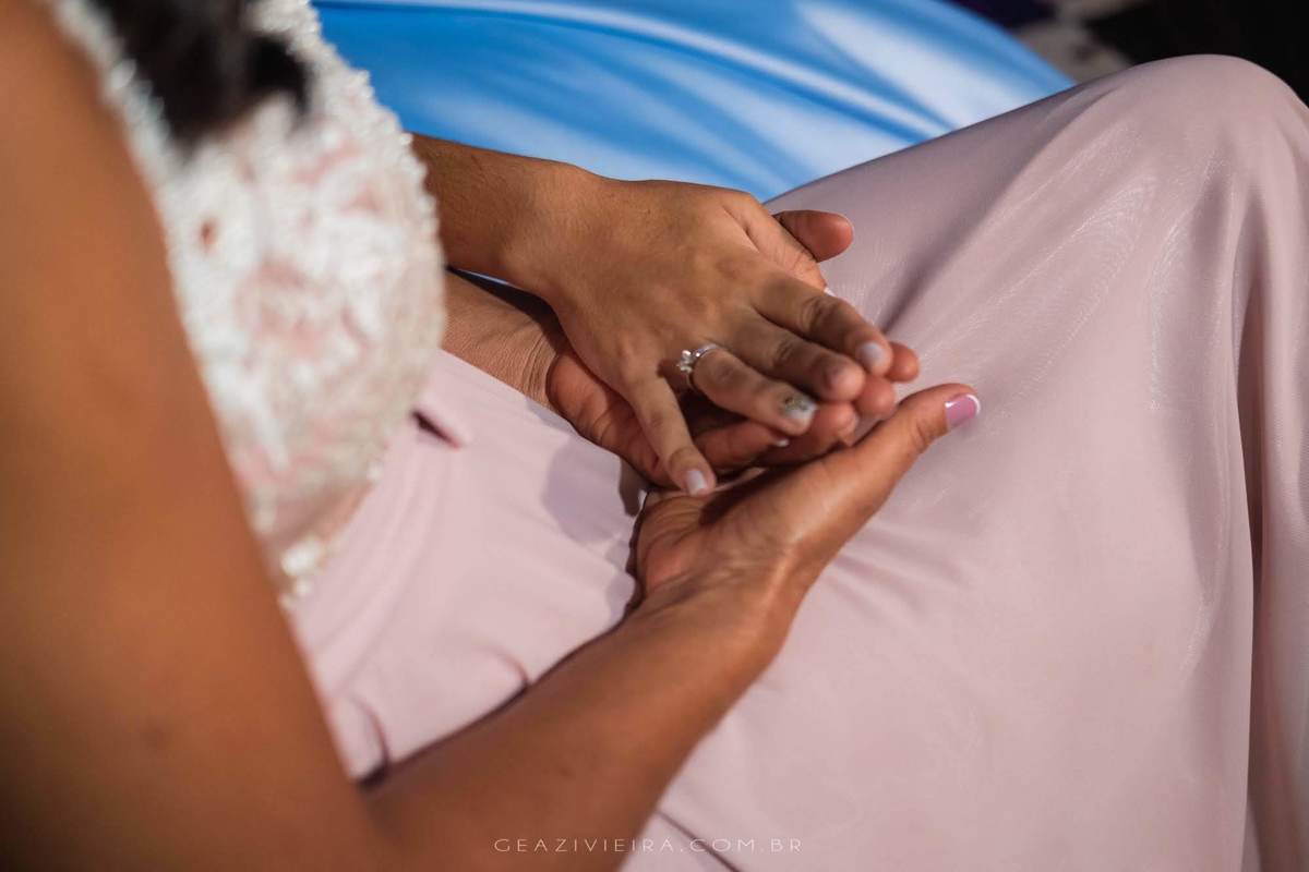 mae e filha em festa de debutante 