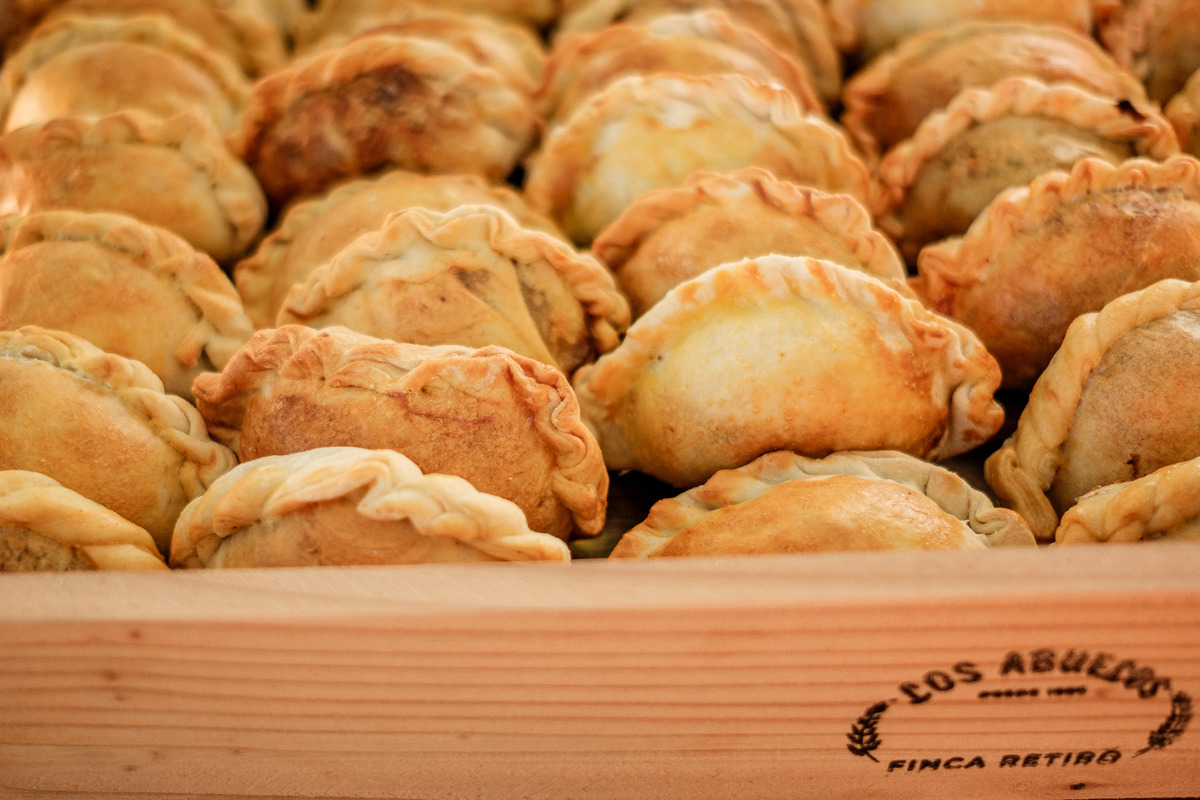 empanados  mesa de antepastos decoração