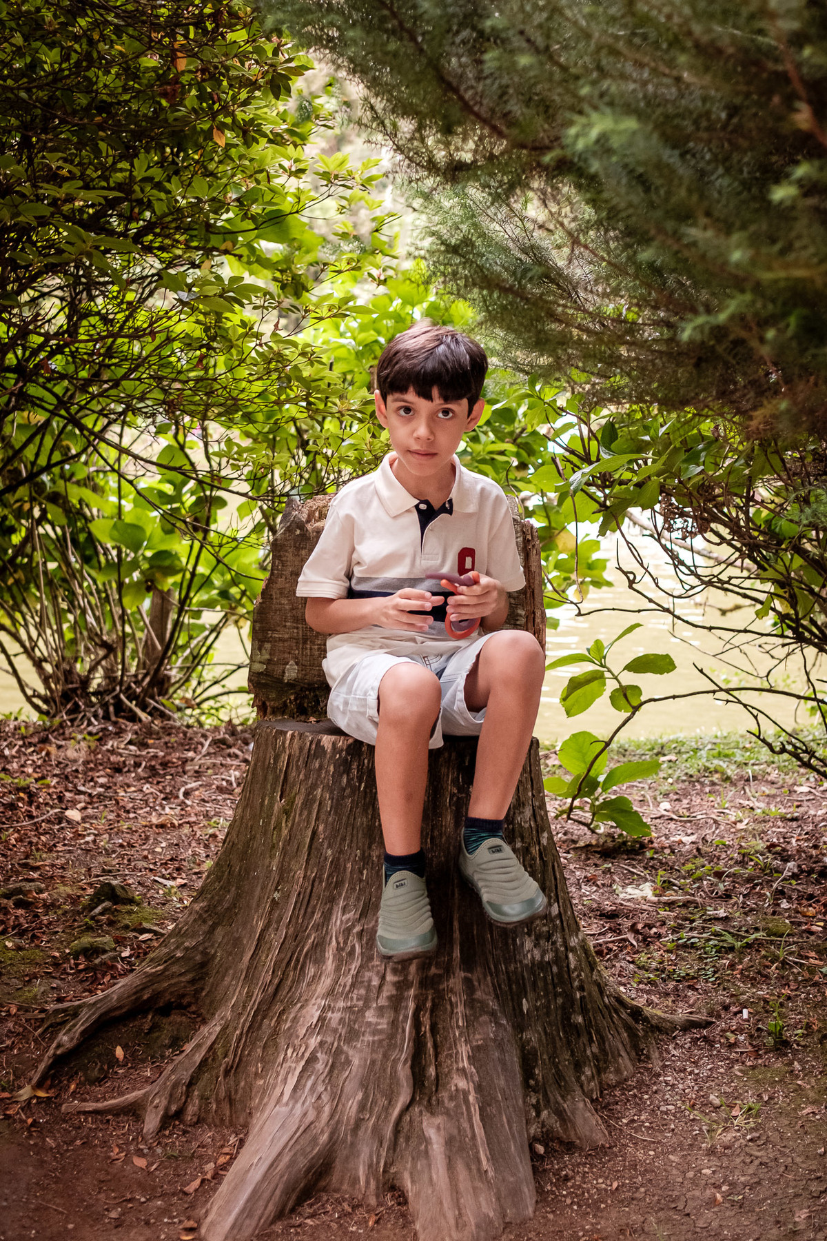 filho lago negro gramado