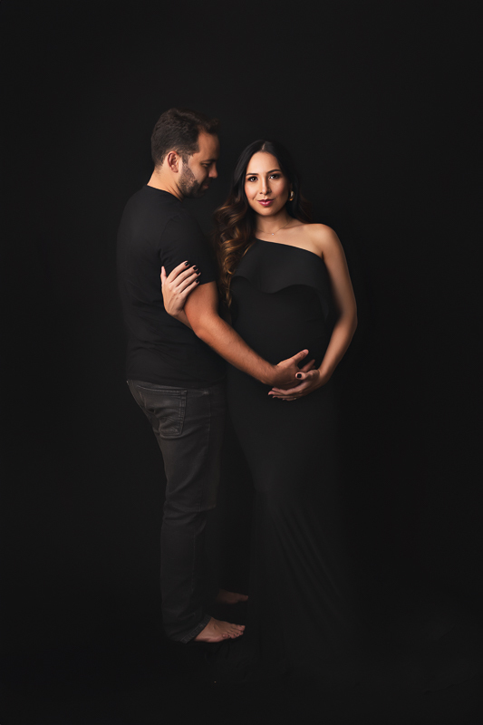 pose para ensaio de gestante com marido vestido divo estudio fotografico para gestante 