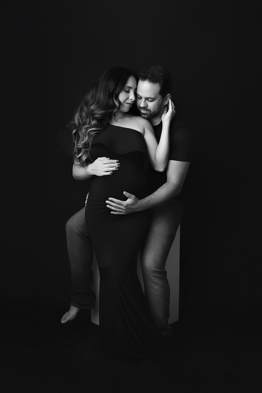 estudio fotografico gestante fotografia de gestante book de gestante pose de gestante casal pose de gestante com marido look para ensaio de gestante 