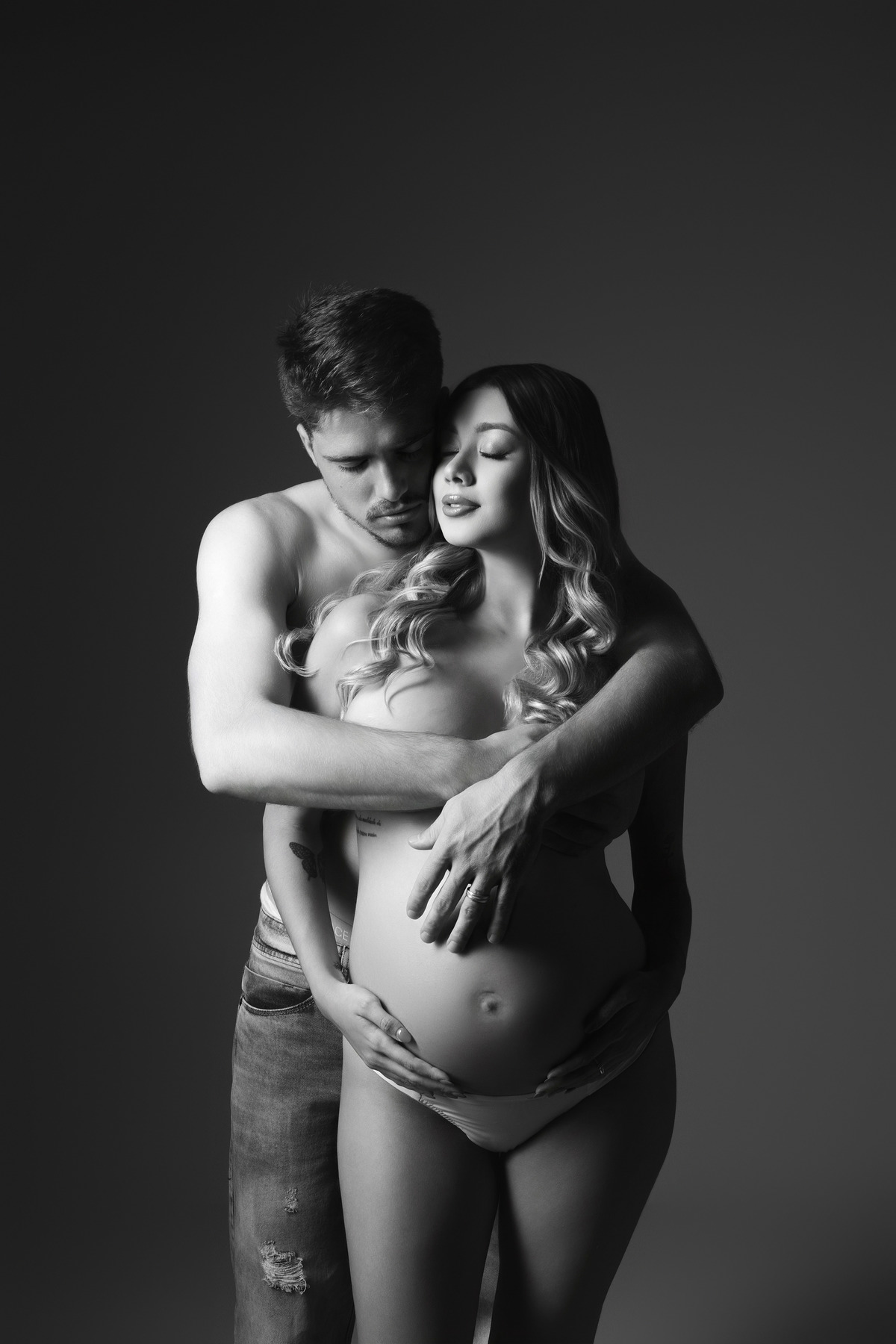 pose para gestante, pose para casal gestante ensaio gestante estudio, 