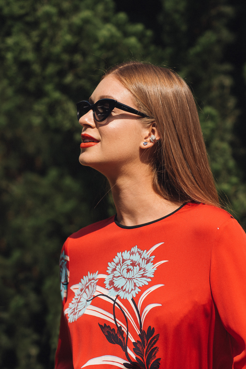 Mr Cat com Marina Ruy Barbosa Red and Wine