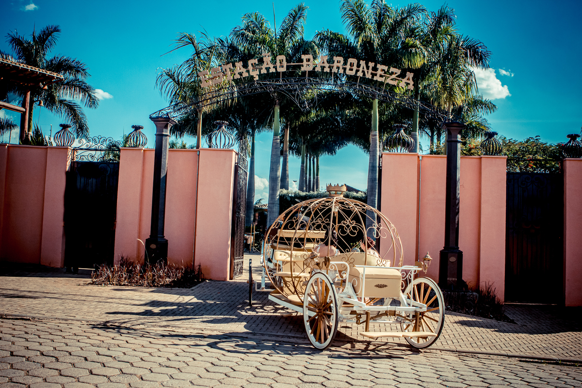 estação baroneza carroagem