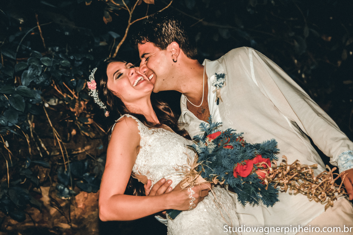 casamento na praia,casamento ao ar livre-wedding day-casamento em mosqueiro-casamento em belem-making of da noiva-making of do noivo-casamento lindo