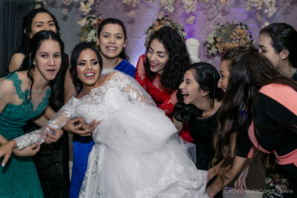 making of da noiva, amigas da noiva, noiva linda, bride, wagner pinheiro, fotografo de casamento