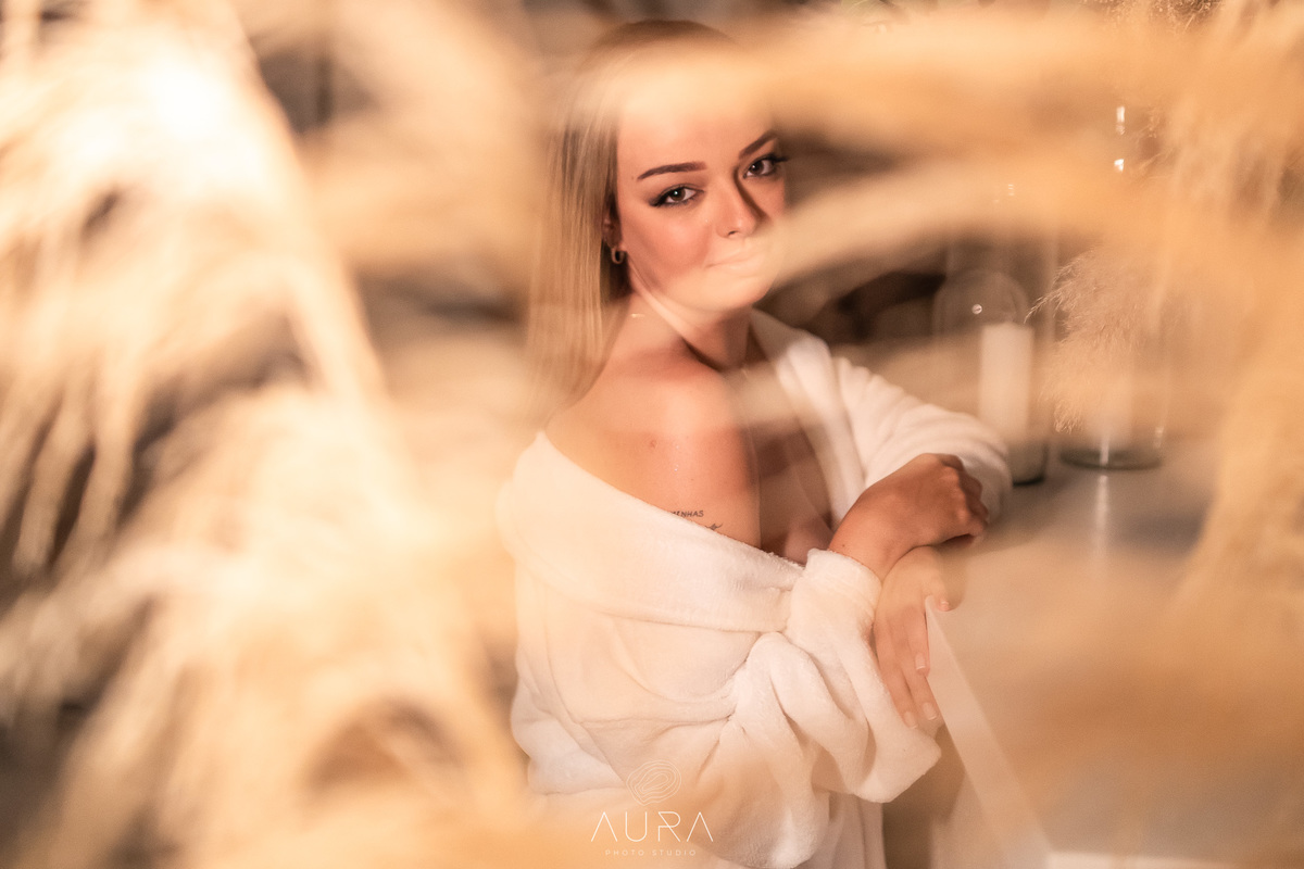 #ensaiofemininio, #esnaio, #feminino, #ensaiofemininosc, #fotografiafemininasc, #auraphotostudio, #fotodemulher, #fotodeestudio, #ensaioemtijucas