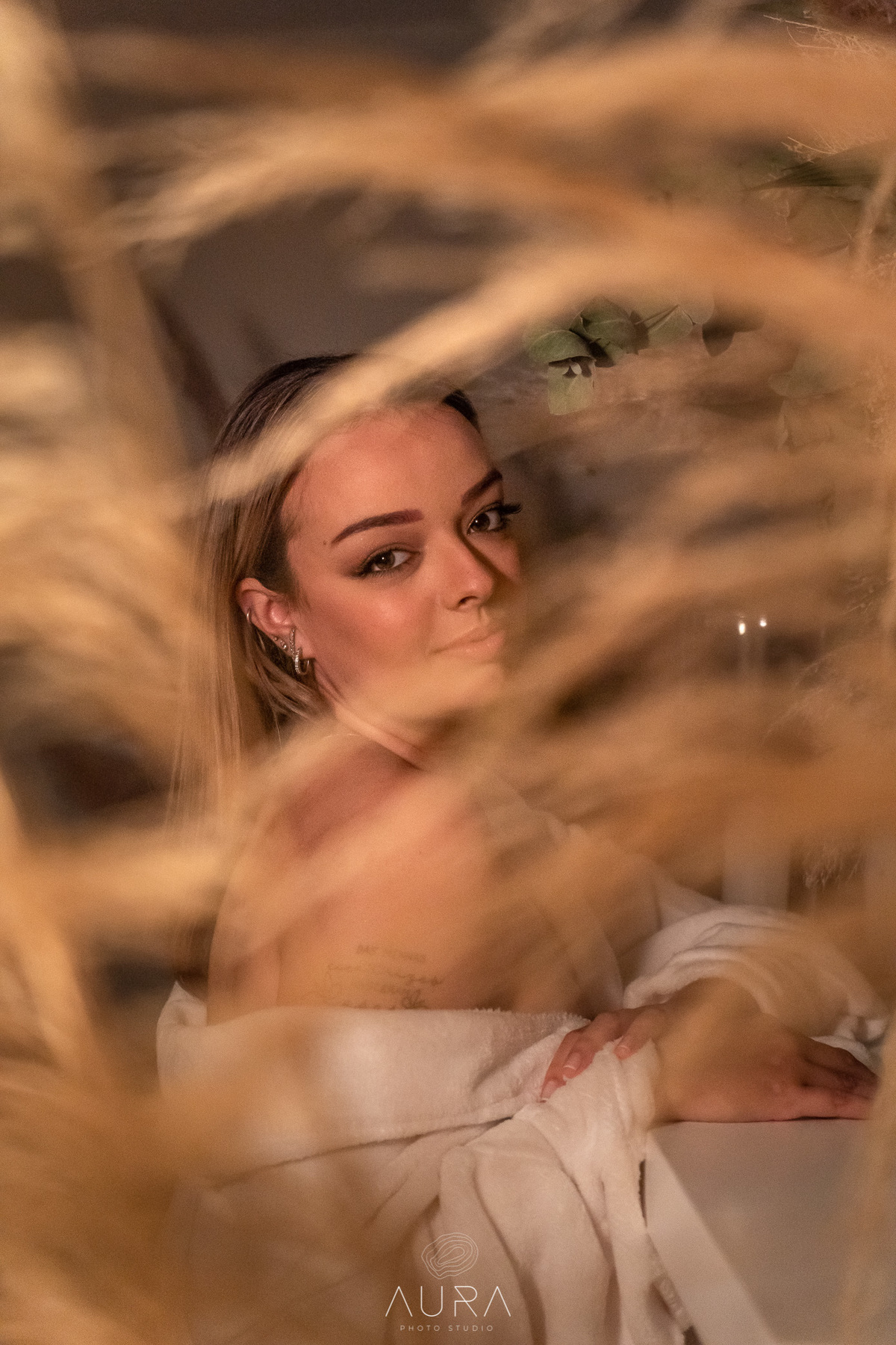 #ensaiofemininio, #esnaio, #feminino, #ensaiofemininosc, #fotografiafemininasc, #auraphotostudio, #fotodemulher, #fotodeestudio, #ensaioemtijucas