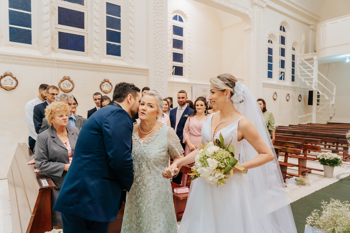 #casamento, #festa, #comemoracao, #igreja, #auraphotostudiobr, #amor, #wedding, #praca, #tijucas, #noiva