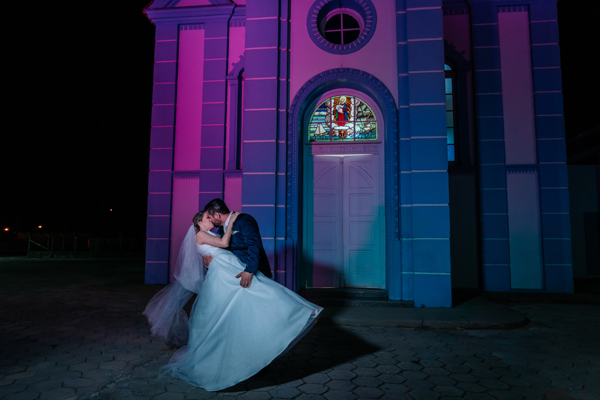 #casamento, #festa, #comemoracao, #igreja, #auraphotostudiobr, #amor, #wedding, #praca, #tijucas, #noiva