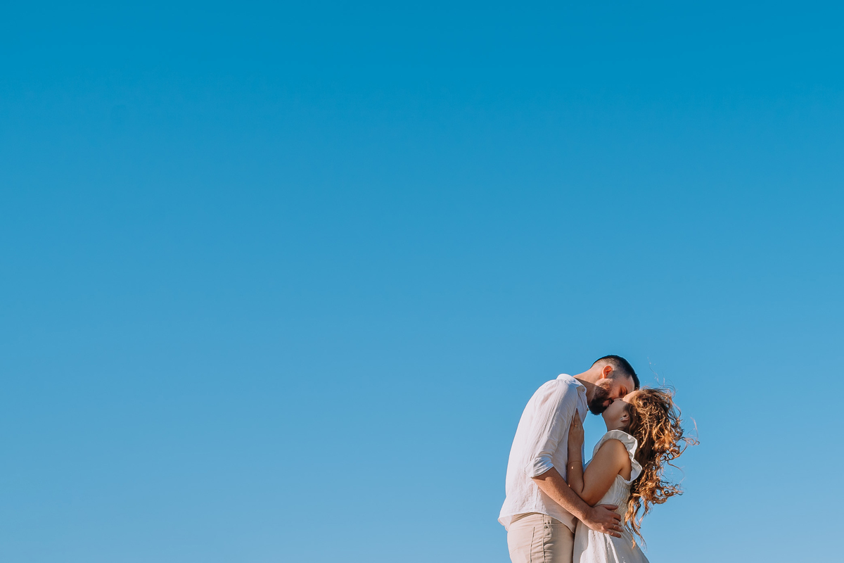 #prewedding #praia #cantogrande #diaespecial #noiva #noivas #noivas2022 #fotonapraia #pordosol #ensaiodecasal #auraphotostudio #bombinhas #bombas