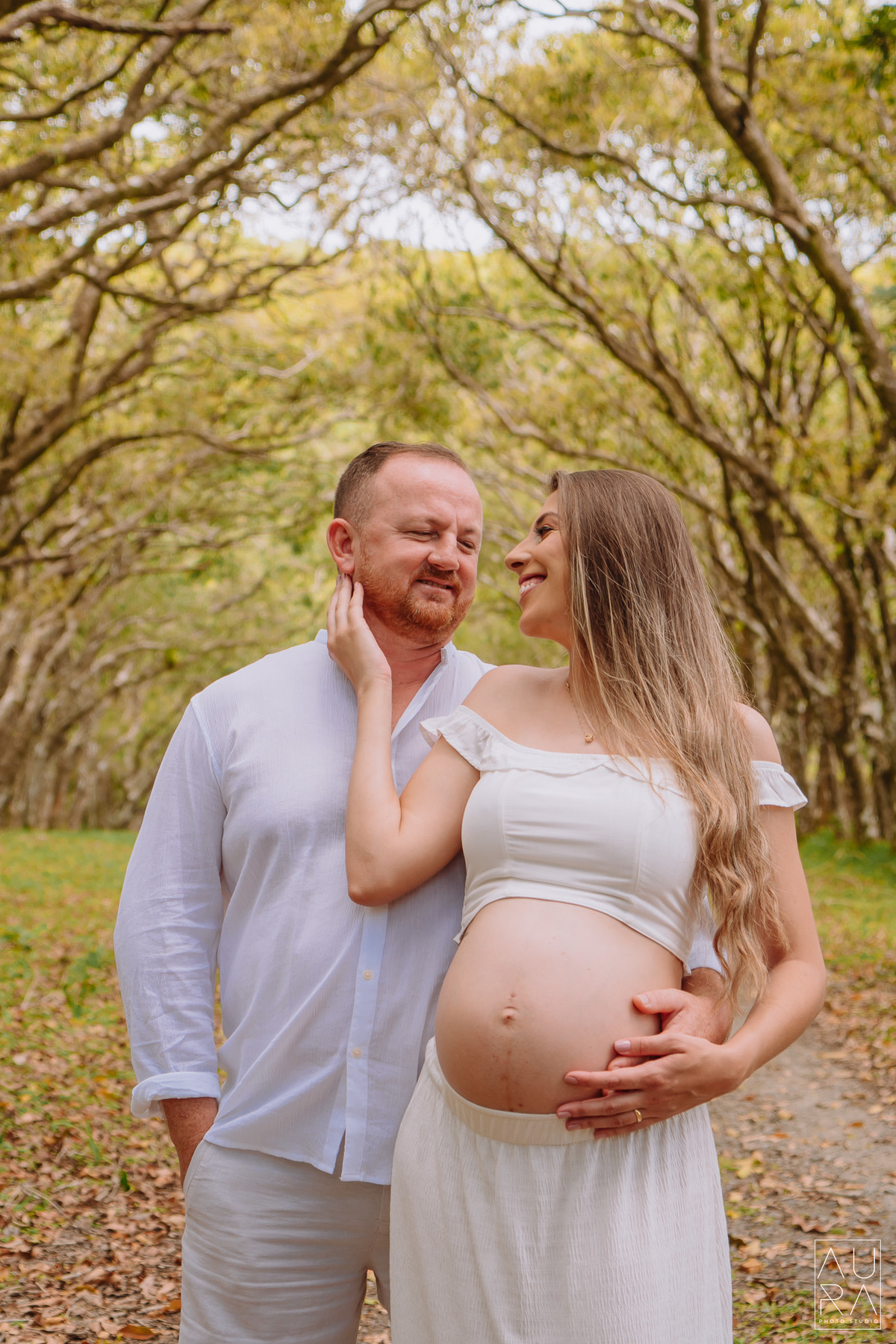 #gestante #ensaiogestante #taquaras #taquarasbc #fotografodegestante #ensaiodegestacao #fotografeemtijucas #ensaiodegestante #agorasoumae #grávida #gravidez #gestante #campo #floresta #auraphotostudio