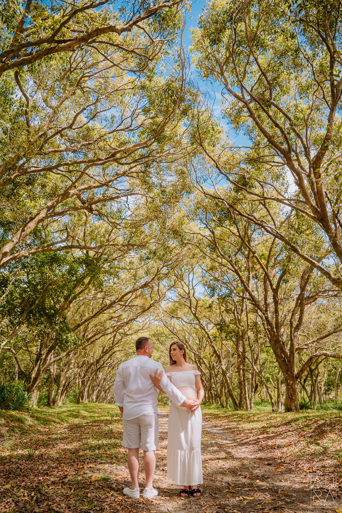 #gestante #ensaiogestante #taquaras #taquarasbc #fotografodegestante #ensaiodegestacao #fotografeemtijucas #ensaiodegestante #agorasoumae #grávida #gravidez #gestante #campo #floresta #auraphotostudio
