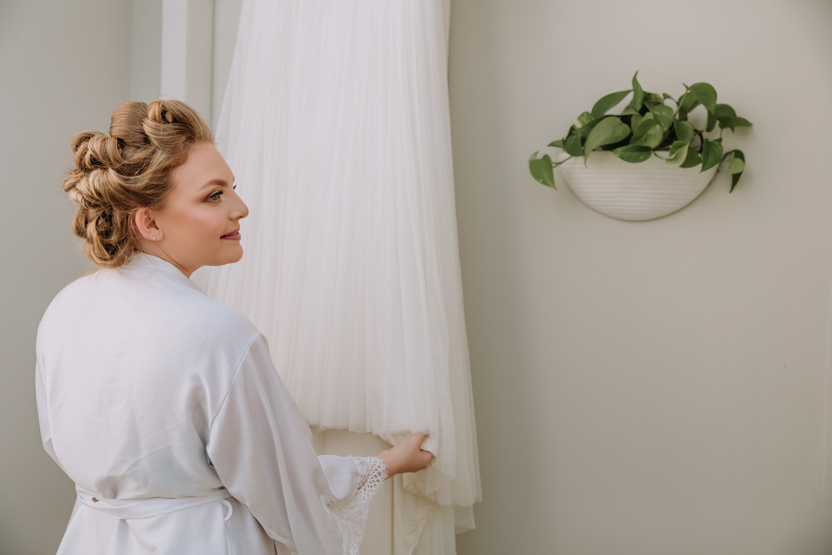 #wedding #weddingday #weddingdress #weddingphotography #casamento #casamentodoano #noiva #noivas #madrinhasdecasamento #madrinhas #noivo #noivodoano #noiva2023 #auraphoto #makingoff