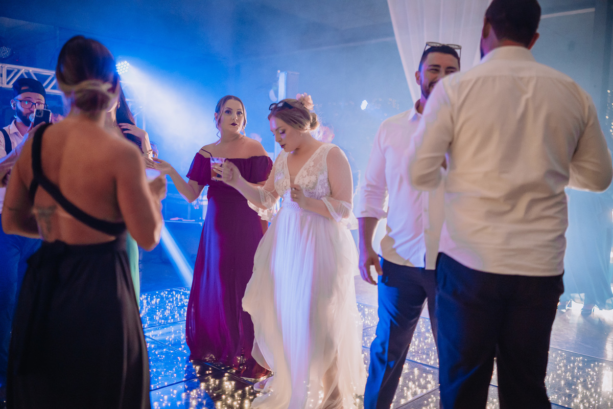 #wedding #weddingday #weddingdress #weddingphotography #casamento #casamentodoano #noiva #noivas #madrinhasdecasamento #madrinhas #noivo #noivodoano #noiva2023 #auraphoto #makingoff