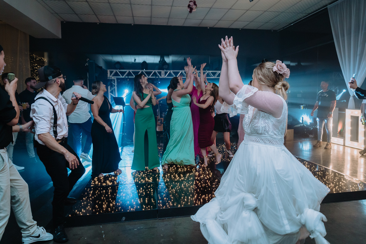 #wedding #weddingday #weddingdress #weddingphotography #casamento #casamentodoano #noiva #noivas #madrinhasdecasamento #madrinhas #noivo #noivodoano #noiva2023 #auraphoto #makingoff