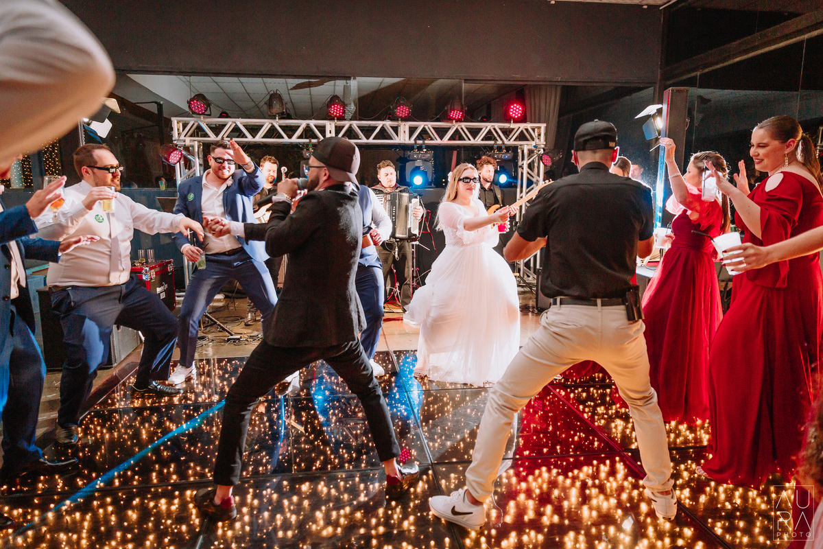 #wedding #weddingday #weddingdress #weddingphotography #casamento #casamentodoano #noiva #noivas #madrinhasdecasamento #madrinhas #noivo #noivodoano #noiva2023 #auraphoto #makingoff