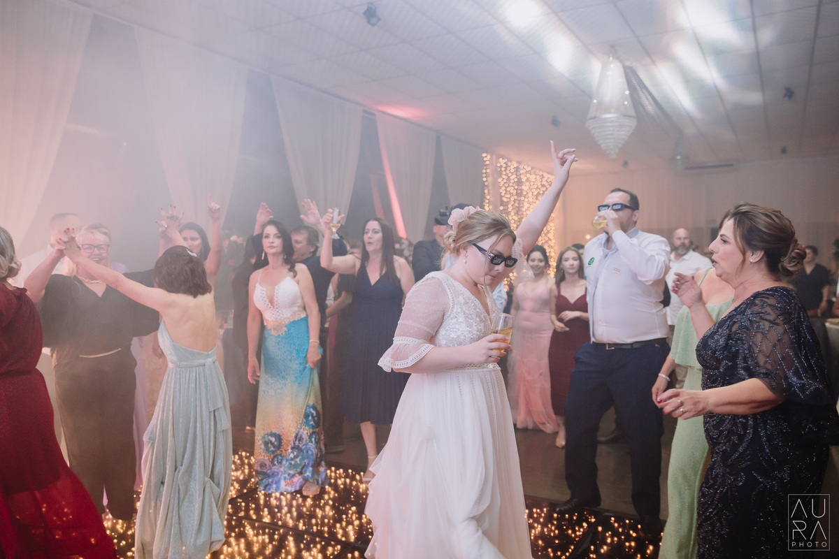 #wedding #weddingday #weddingdress #weddingphotography #casamento #casamentodoano #noiva #noivas #madrinhasdecasamento #madrinhas #noivo #noivodoano #noiva2023 #auraphoto #makingoff