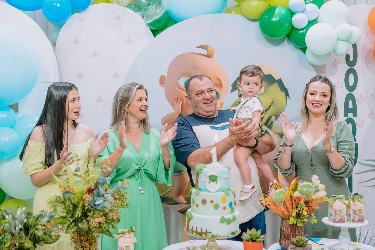 Fotografia de aniversário em Tijucas, foto de aniversário, aura photo, fotógrafos de aniversário, fotos em Tijucas, aniversário em Tijucas, festa de um aninho em Tijucas, fotógrafos aura photo.