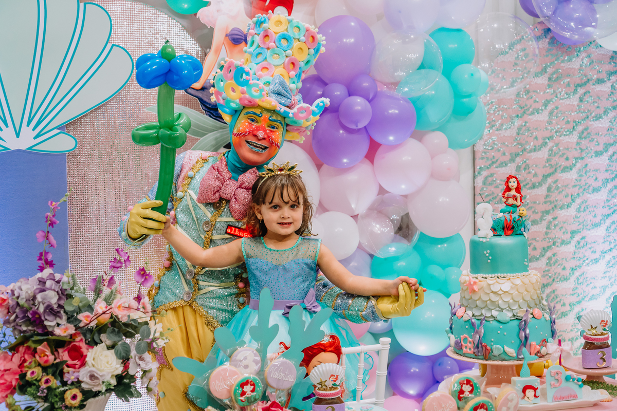 festa infantil, decoração pequena sereia, fotografia de aniversario, fotografos aura photo, aura photo, fotografia infantil em santa catarina.