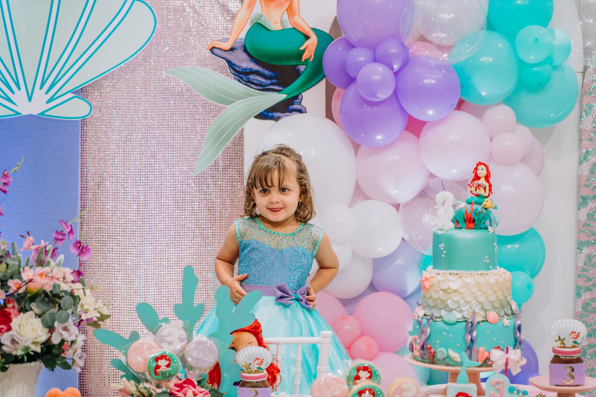 festa infantil, decoração pequena sereia, fotografia de aniversario, fotografos aura photo, aura photo, fotografia infantil em santa catarina.