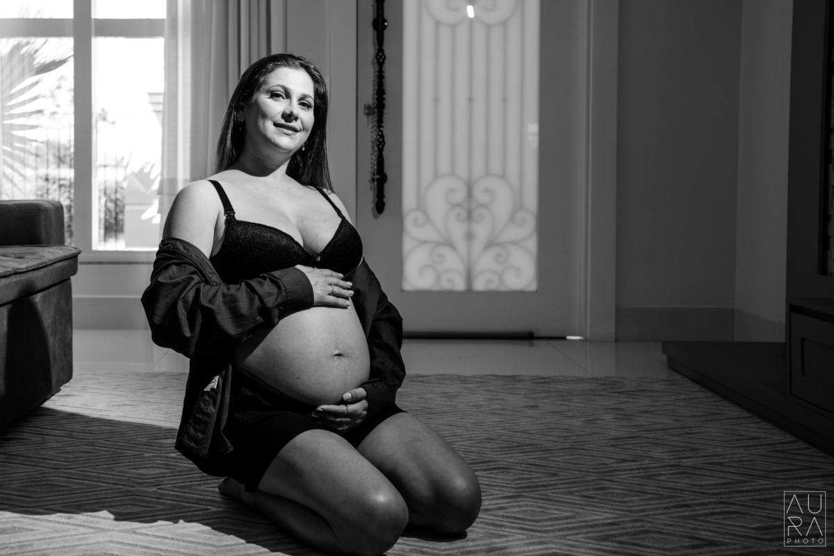 #ensaiodegestante, #ensaio, #gestante, #fotodegestante, #fotografiadegestante, #ensaiogestanteemcasa #familia, #auraphoto, #santacatarina.