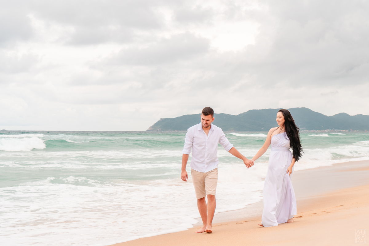 #auraphotobr, auraphotobr, auraphoto, aura photo, fotografo de casamento, casal aura, pré-wedding, ensaio em floripa, trilha do rio vermelho, praia de Moçambique.