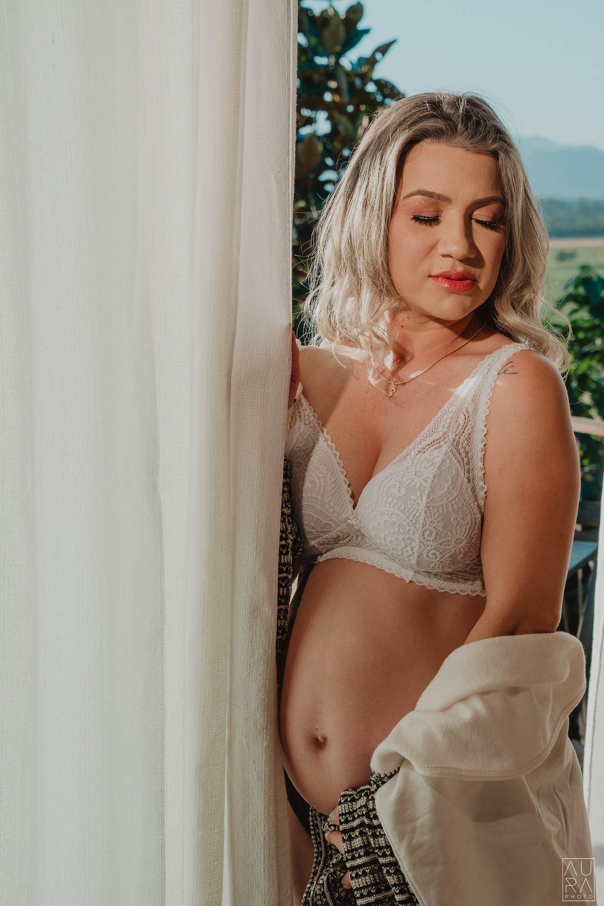 Aura Photo, ensaio de gestante em Tijucas, ensaio de gestante no Vale dos Saltos, ensaio gestante na natureza, #auraphoto, #aurapohotobr, #auraphotogestante, #ensaiodegestante