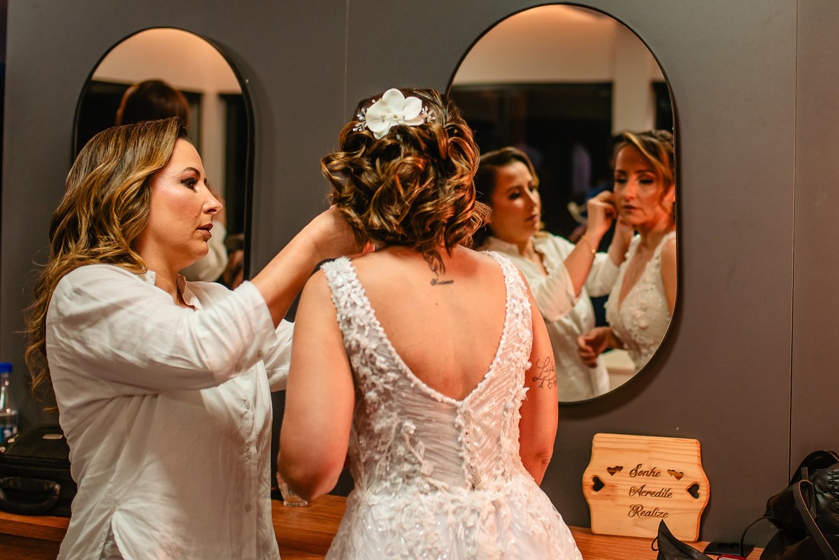 #auraphoto #auraphotobr #fotografodecasamento #wedding #casamentoAraquari #Araquari #noivas #casalAura #weddingphotographer #casamentoSC #noivasAraquari #amor #fotografia #casamento2025
