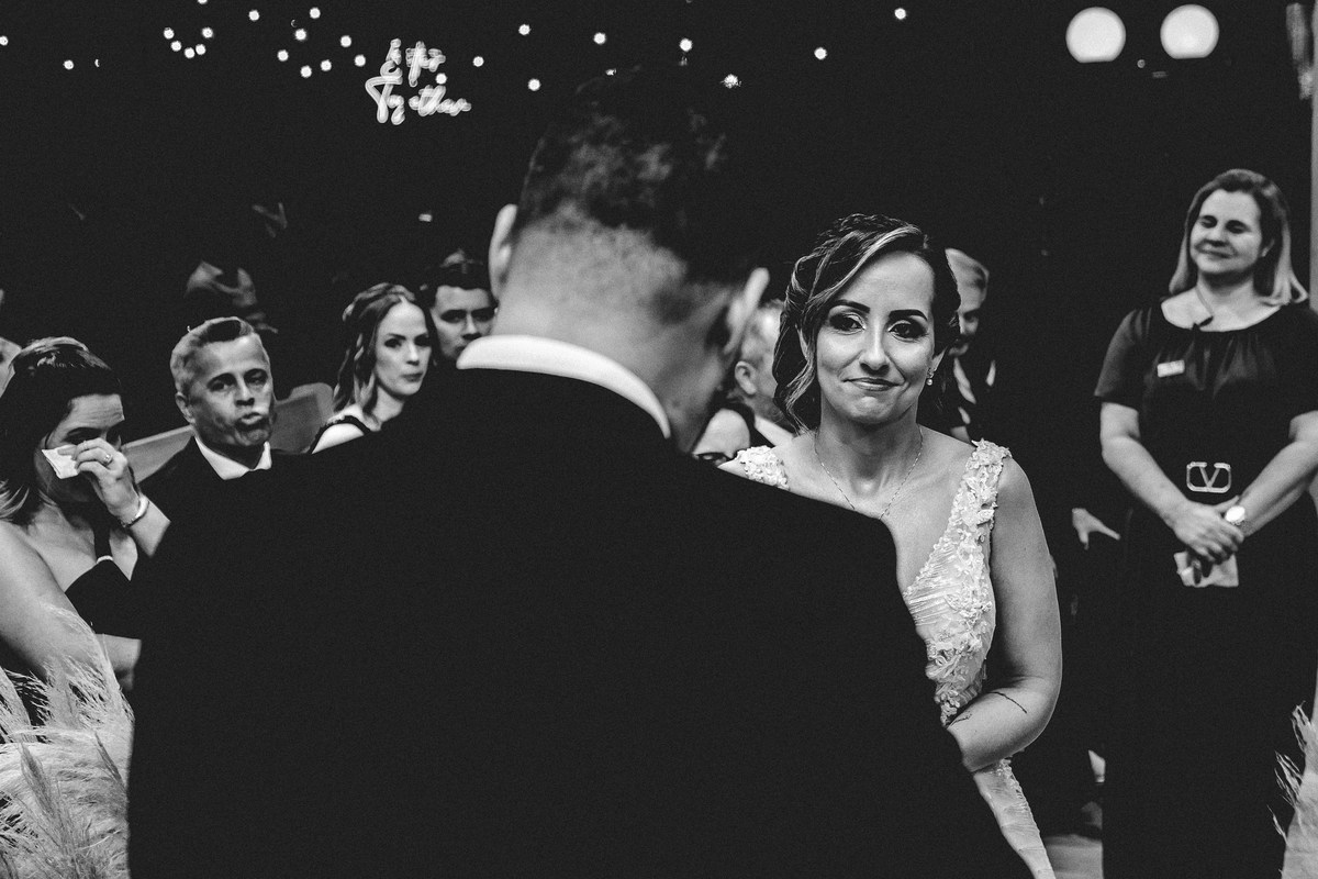 #auraphoto #auraphotobr #fotografodecasamento #wedding #casamentoAraquari #Araquari #noivas #casalAura #weddingphotographer #casamentoSC #noivasAraquari #amor #fotografia #casamento2025
