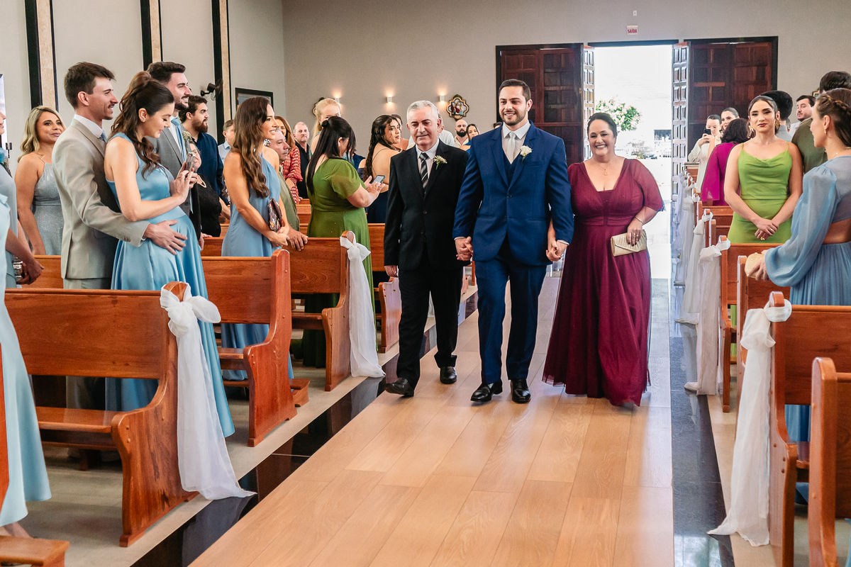 #auraphoto #auraphotobr #fotografodecasamento #wedding #casamentocanelinha #SantaCatarina #noivas #noivassc #weddingphotographer #casamentoSC #noivascanelinha #amor #fotografia #casamento2025 #documental