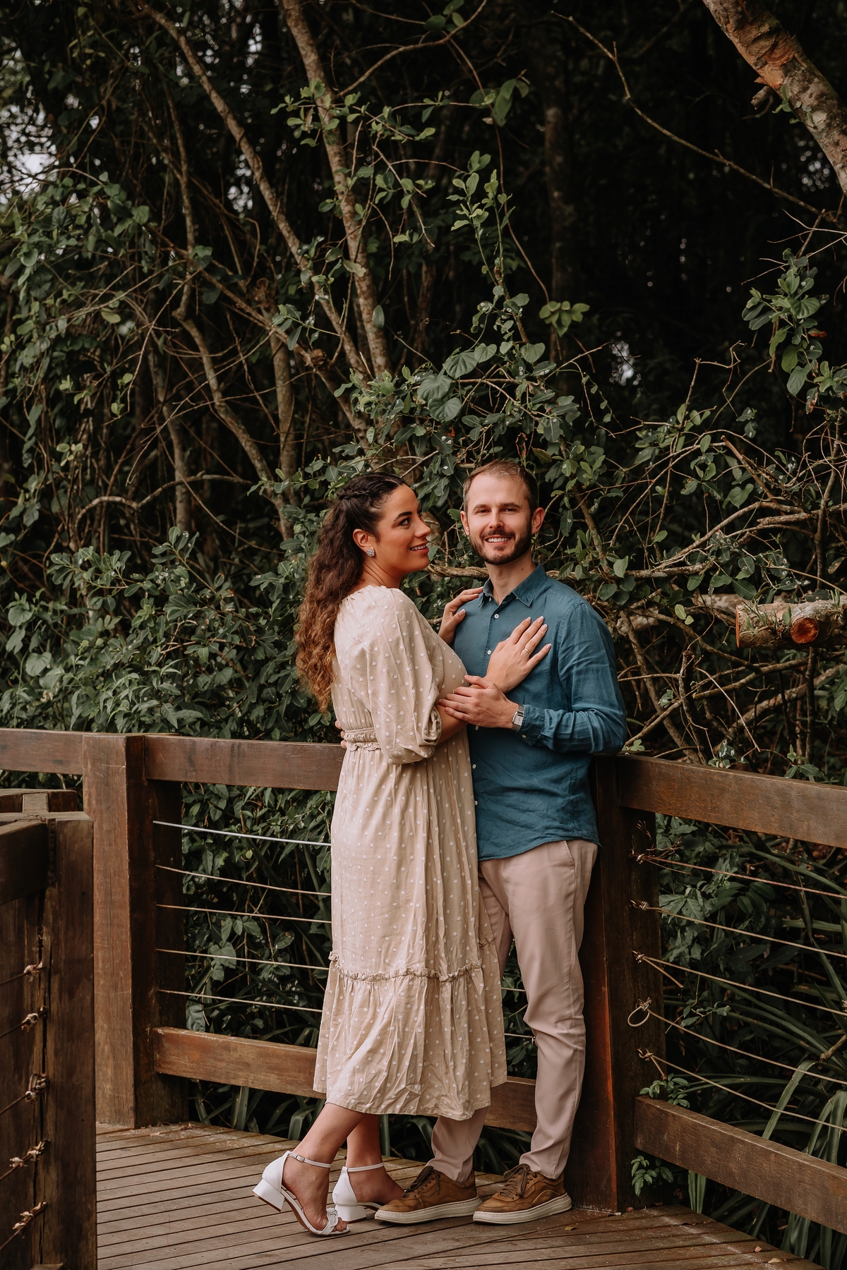 auraphotobr, fotógrafo de casamento, pré wedding em Bombinhas, fotógrafo em Santa Catarina, casamento na praia, fotografia documental e editorial, fotógrafo profissional SC, Aura Photo, ensaio de casal, fotos de casamento naturais, histórias de amor