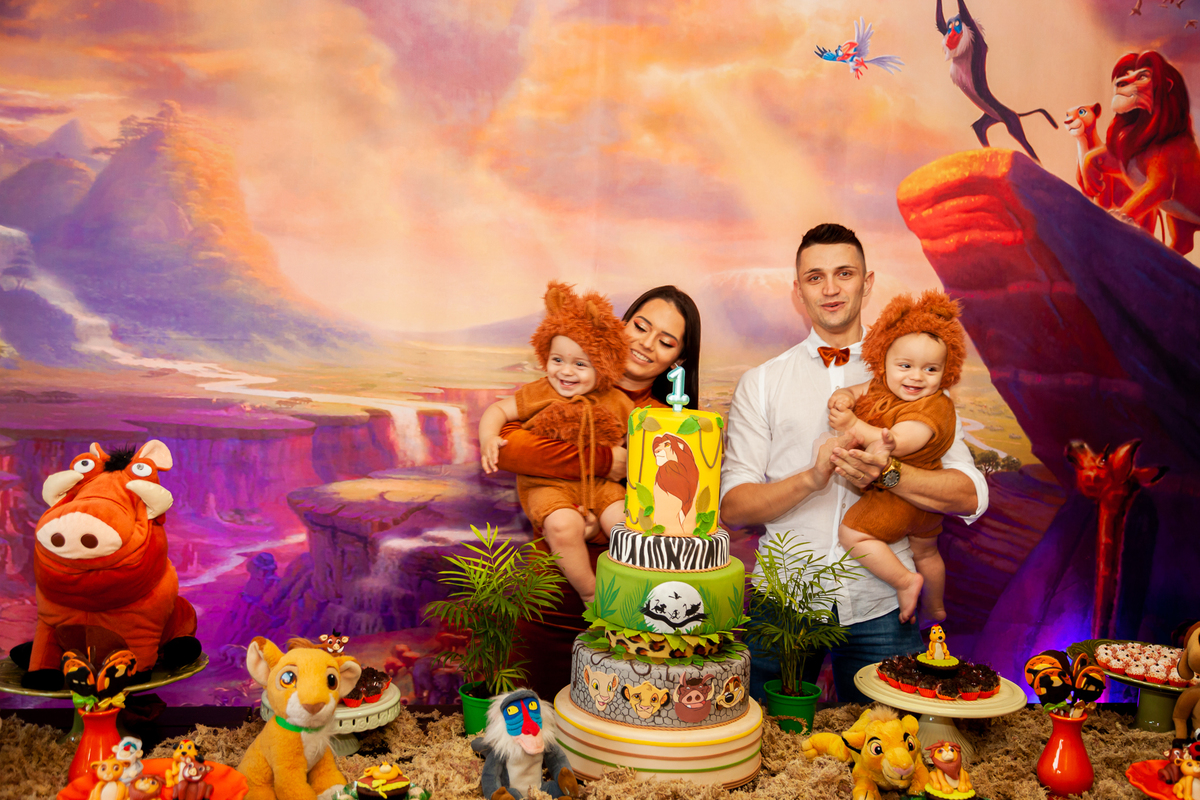 aniversário de um ano em Tijucas, aniversário de gêmeos em Tijucas, aniversário em Tijucas, aniversário em casa, fotografia de aniversário em Tijucas, aura photo, fotografia de aniversário aura photo