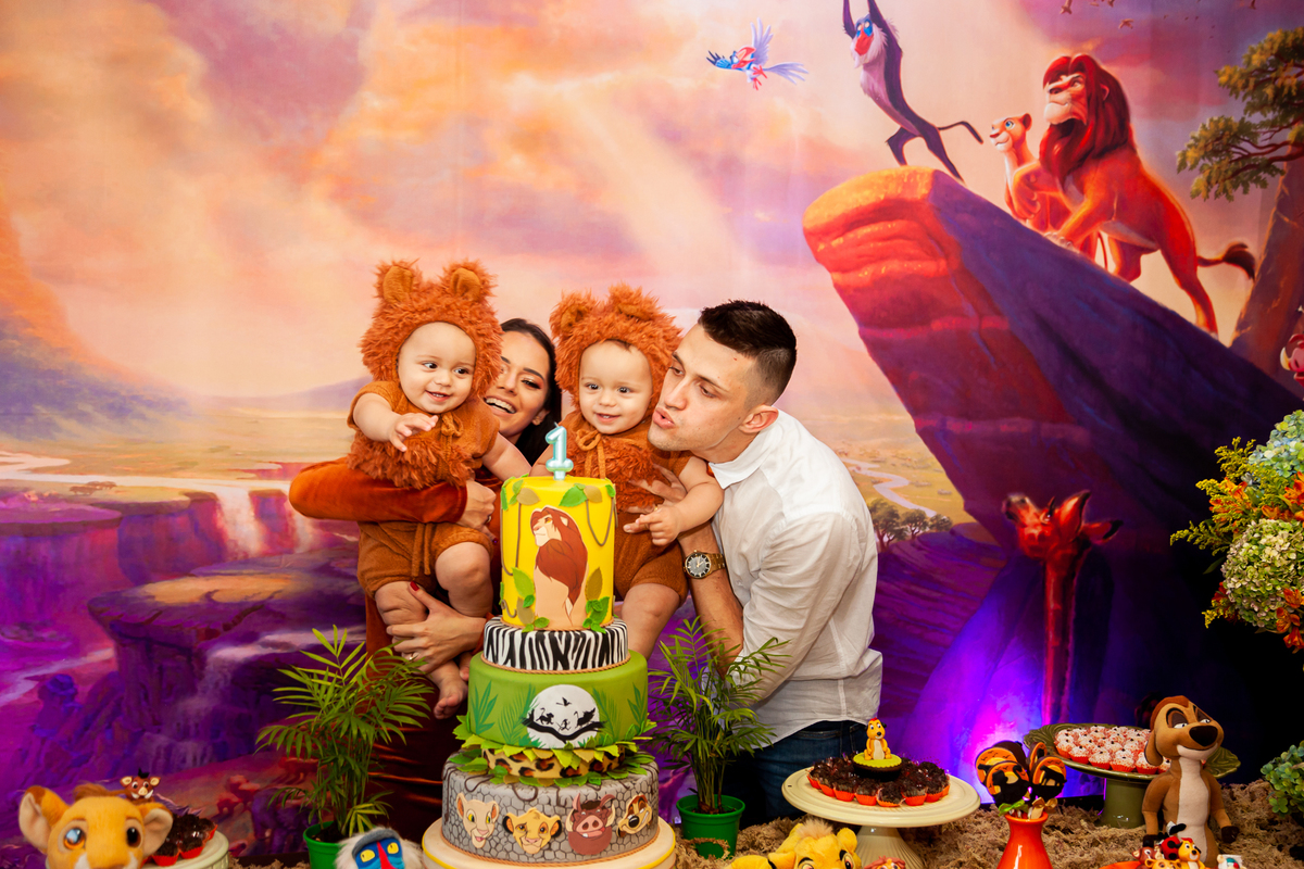 aniversário de um ano em Tijucas, aniversário de gêmeos em Tijucas, aniversário em Tijucas, aniversário em casa, fotografia de aniversário em Tijucas, aura photo, fotografia de aniversário aura photo