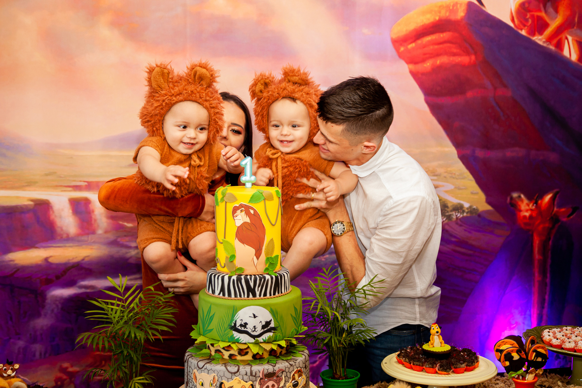 aniversário de um ano em Tijucas, aniversário de gêmeos em Tijucas, aniversário em Tijucas, aniversário em casa, fotografia de aniversário em Tijucas, aura photo, fotografia de aniversário aura photo