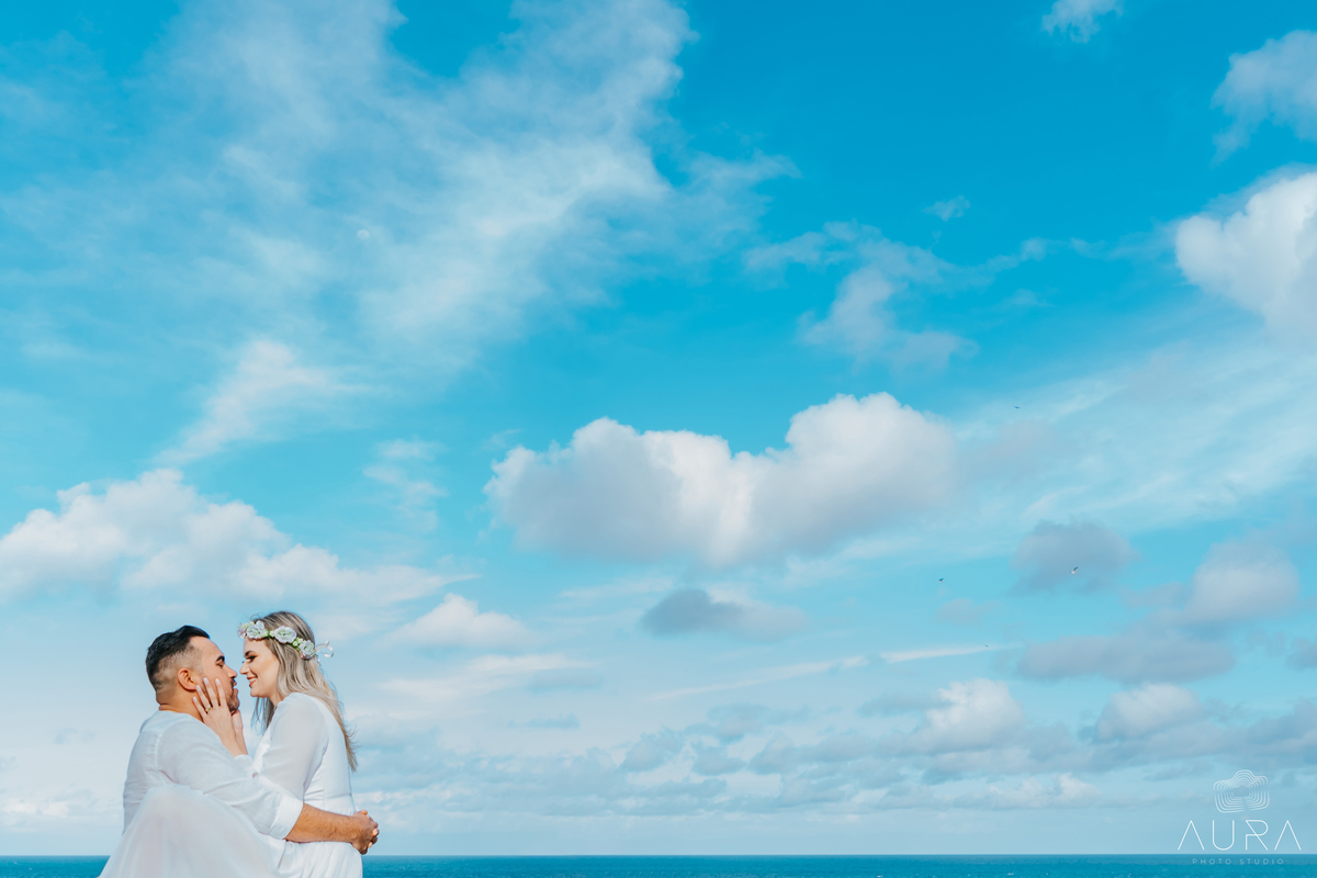 Aura Photo, ensaio de casal na praia de Porto Belo, pre weeding na praia de Porto Belo, fotografia de casal em Porto Belo.