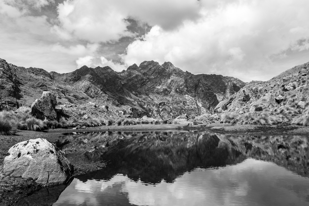 Lagoa no caminho até o acampamento Cachinapampa (3.710m).