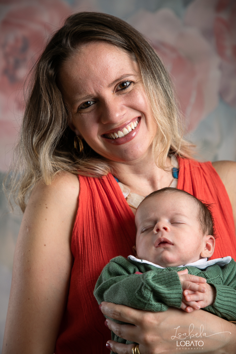 amor-de-mae-dia-das-maes-ensaio-fotografico-dia-das-maes-mamae-amor-mais-sublime-fotografia-de-mae-fundo-fotografico-dia-das-maes-ensaio-das-maes-dia-das-maes-2022-estudio-fotografico-em-barbacena-melhor-fotografa-de-barbacena-iluminacao-de-estudio-ilca