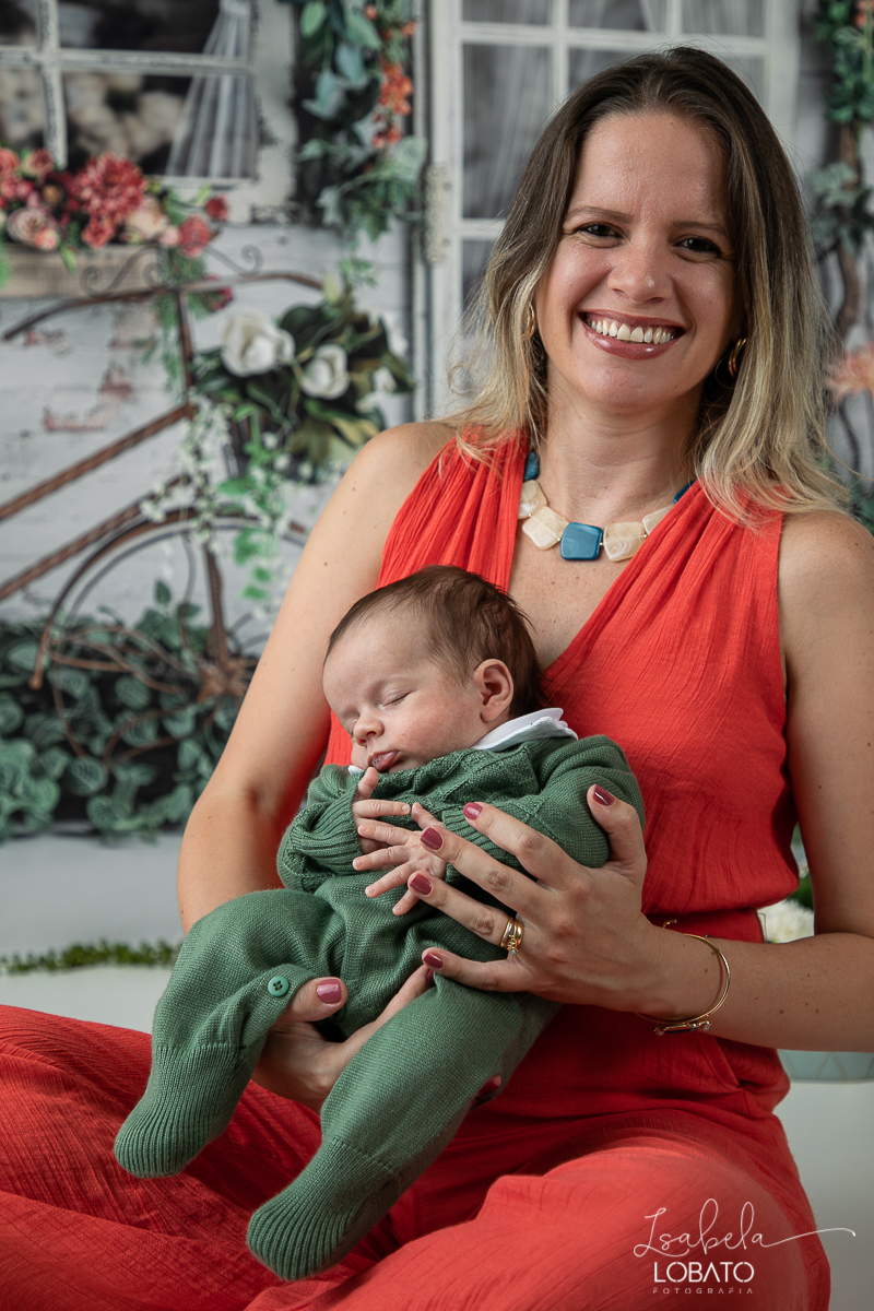 amor-de-mae-dia-das-maes-ensaio-fotografico-dia-das-maes-mamae-amor-mais-sublime-fotografia-de-mae-fundo-fotografico-dia-das-maes-ensaio-das-maes-dia-das-maes-2022-estudio-fotografico-em-barbacena-melhor-fotografa-de-barbacena-iluminacao-de-estudio-ilca