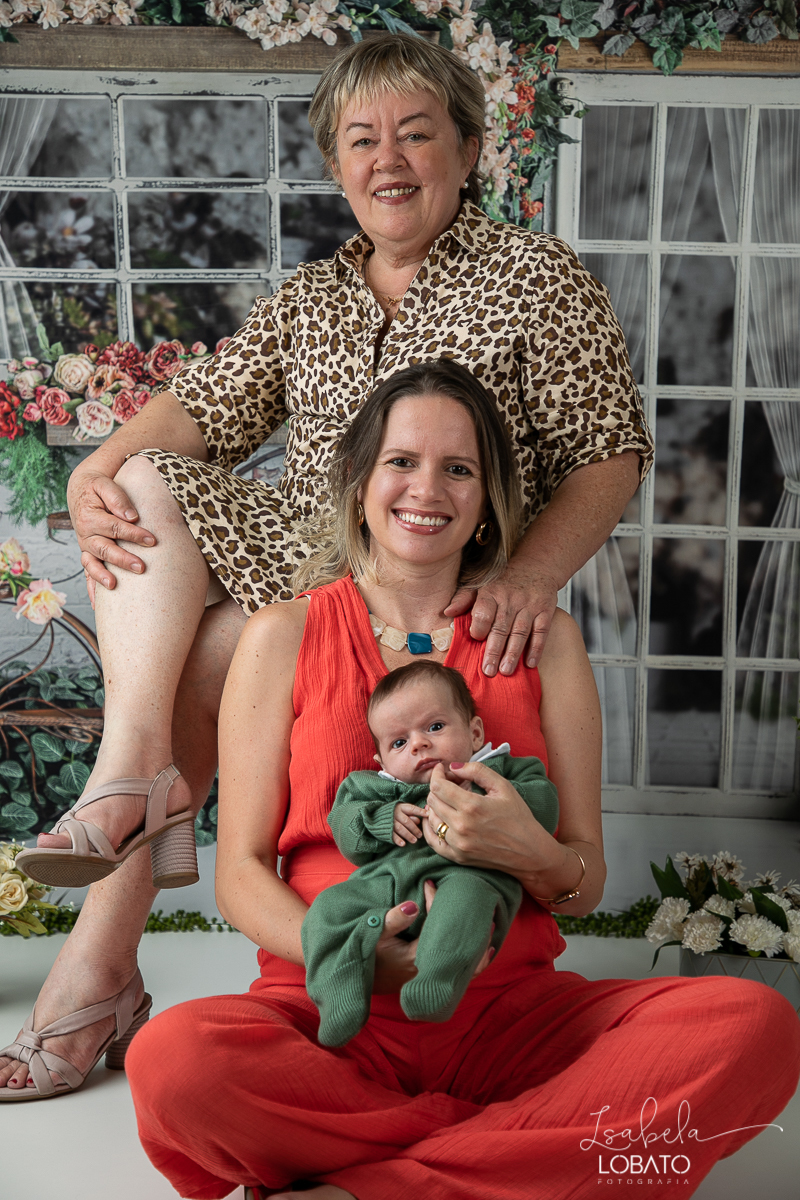 amor-de-mae-dia-das-maes-ensaio-fotografico-dia-das-maes-mamae-amor-mais-sublime-fotografia-de-mae-fundo-fotografico-dia-das-maes-ensaio-das-maes-dia-das-maes-2022-estudio-fotografico-em-barbacena-melhor-fotografa-de-barbacena-iluminacao-de-estudio-ilca